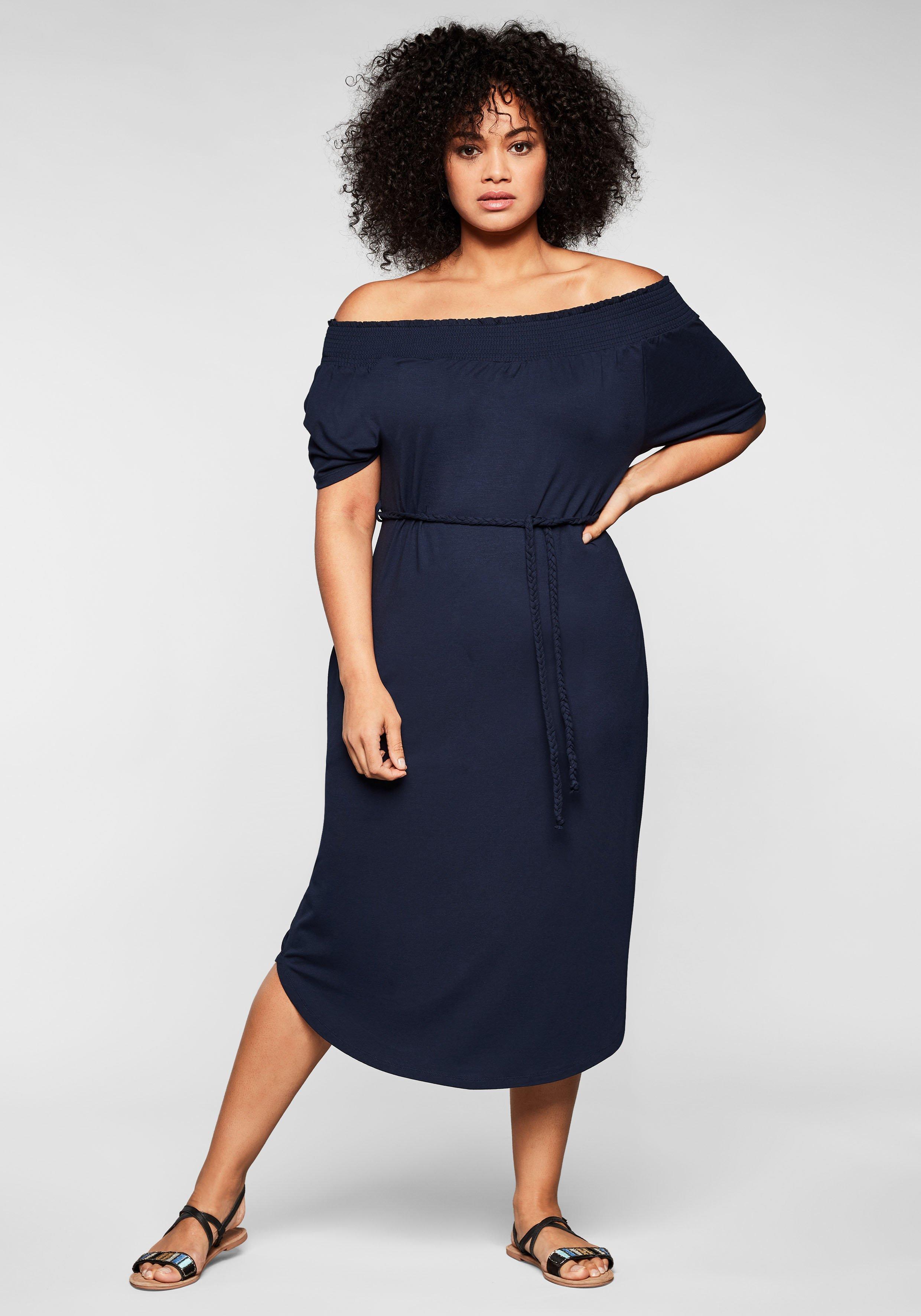 Kleid mit Bindeband und Carmenausschnitt