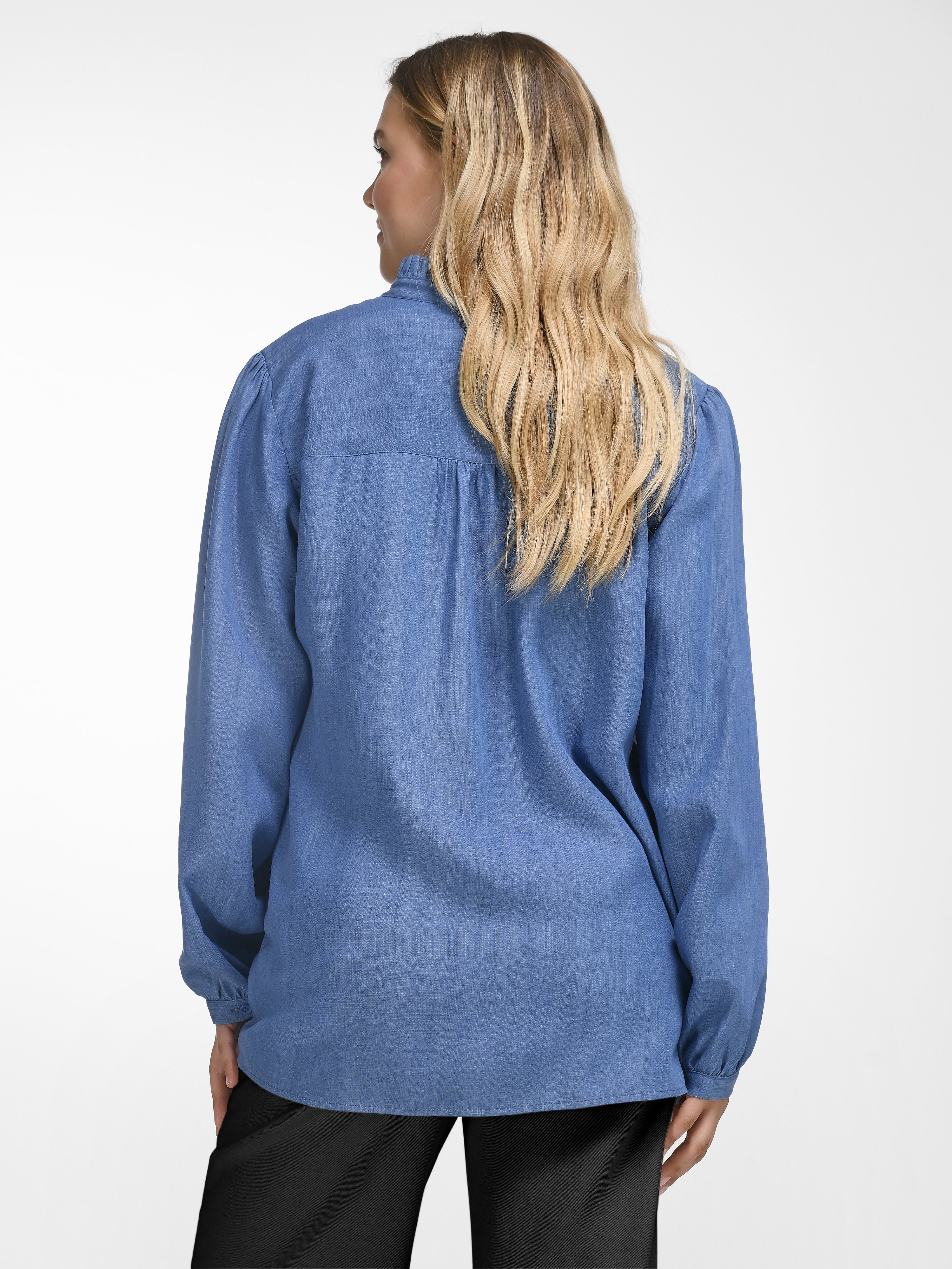 Bluse mit Stehkragen
