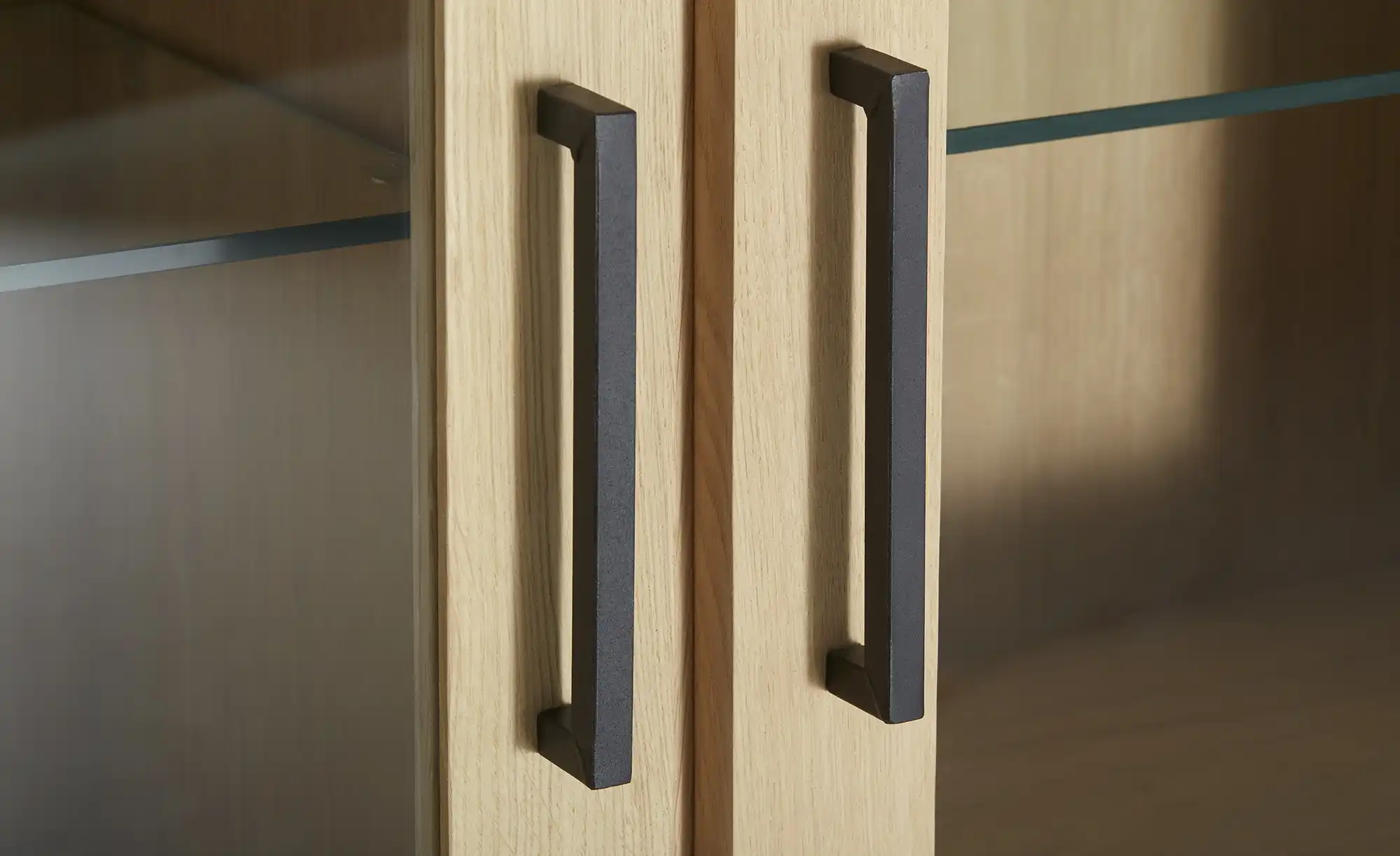 Gray & Jones Highboard Black Coast One