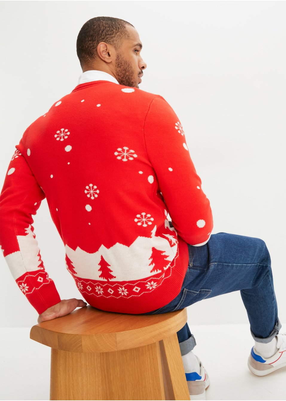 Pull avec motif de Noël
