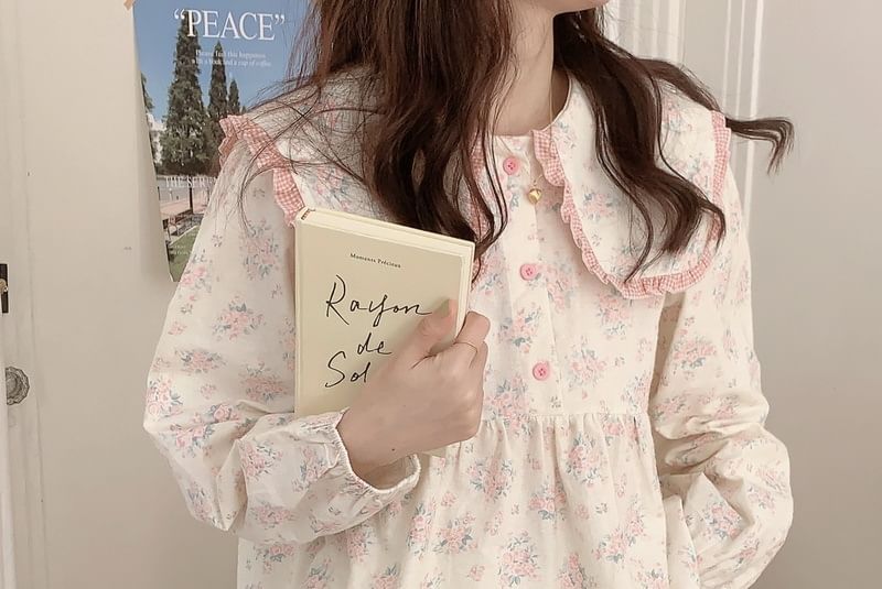 Tanee - Pyjamatop / Broek / Jurk / Set met bloemenprint
