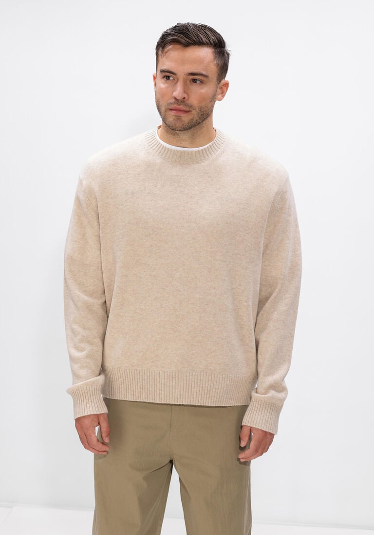 witte olaf hussein trui essential knitted crewneck
