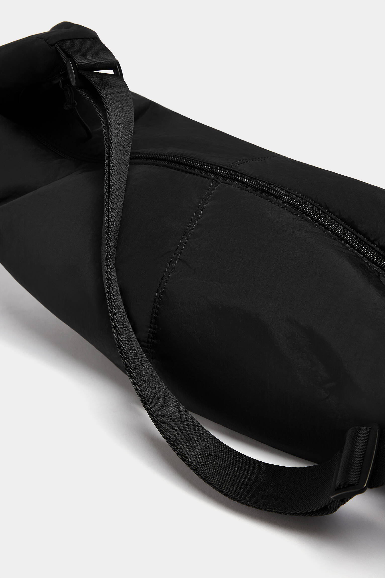 BOLSA TRANSVERSAL MAXI DE NYLON - PRETA