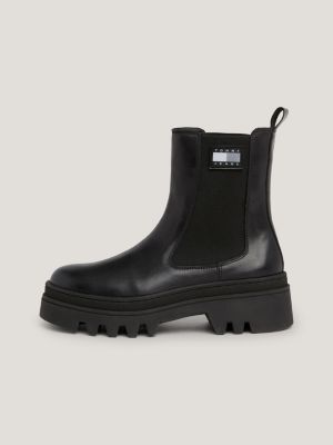 Botas Chelsea de couro com travas