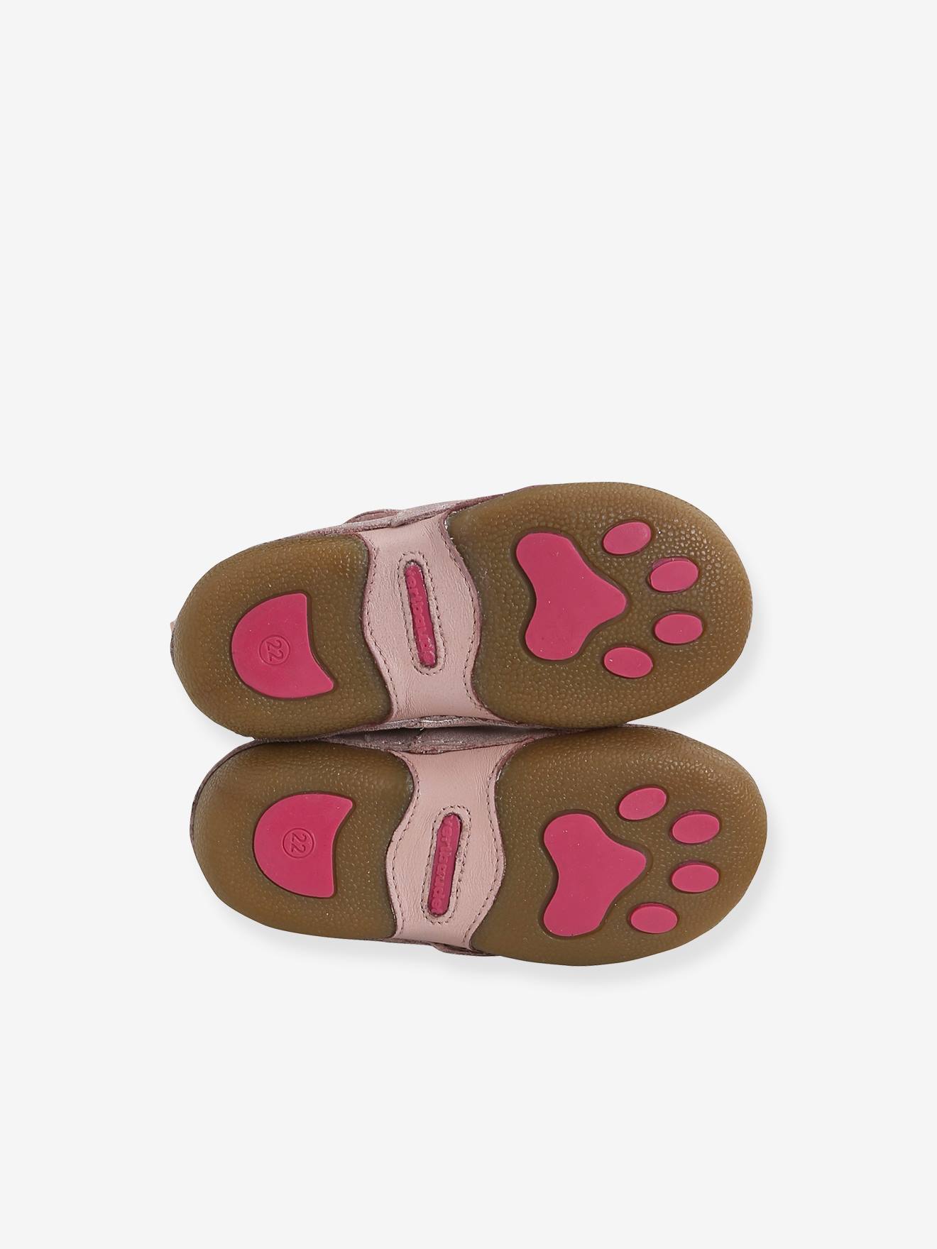 Pantufas rosa de couro macio para bebê com fecho de velcro