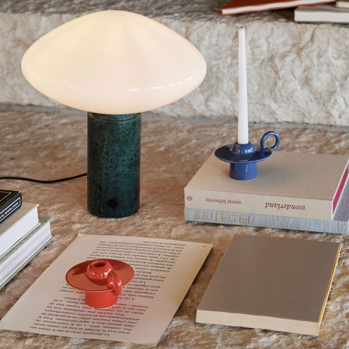 AndTradition Momento JH39 Lysestake, azur
