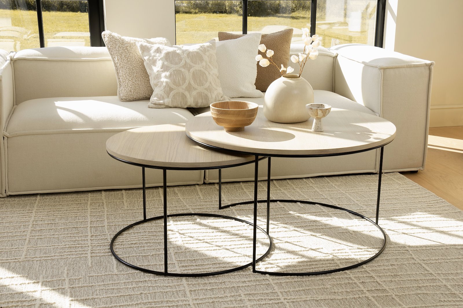 Box 3-seter XL sofa Tekstil Jenny R1R1 Offwhite med sorte ben
