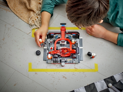 LEGO F1® pitstop en pitcrew met Ferrari auto (60443)