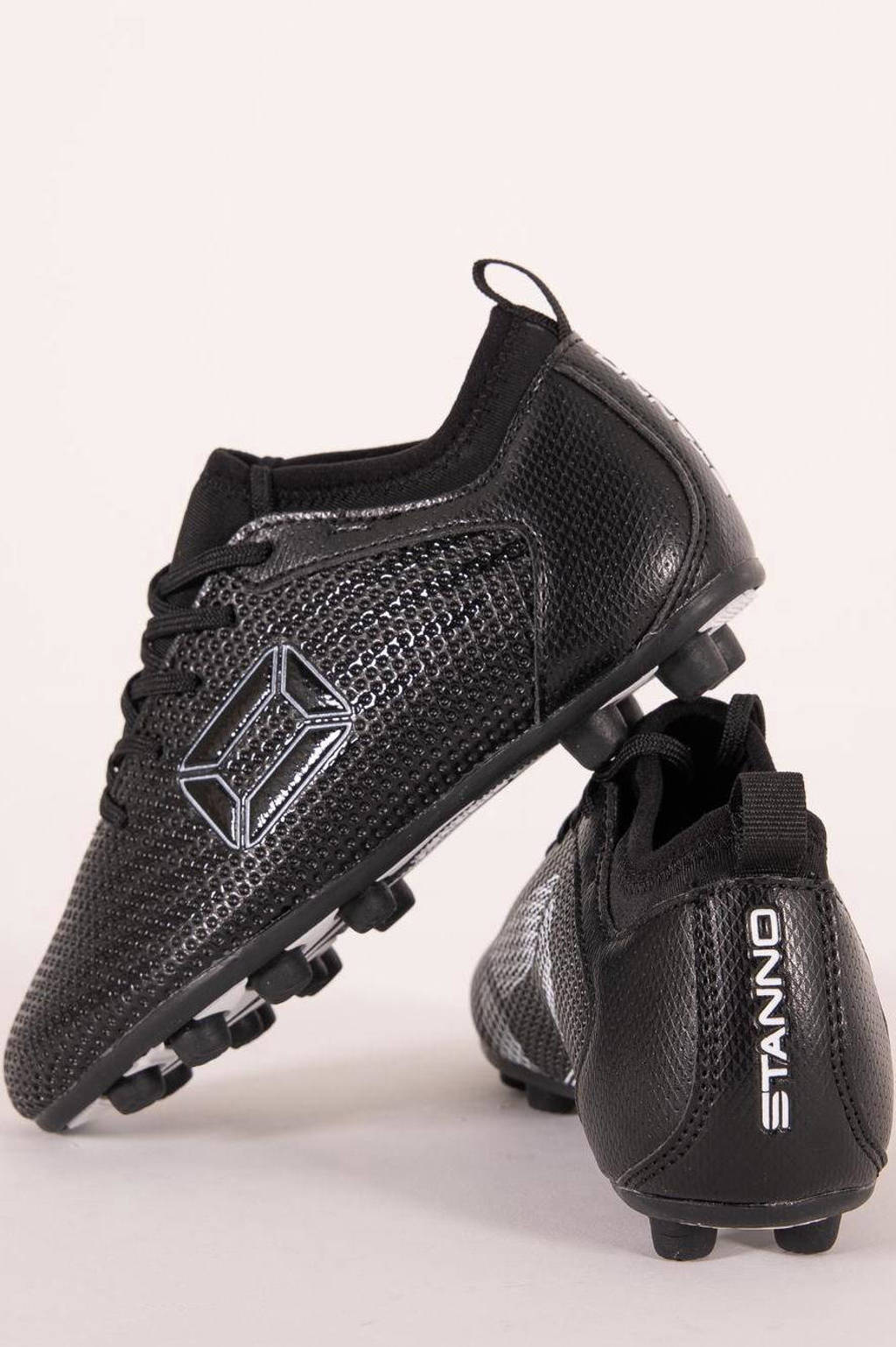 Stanno Vulture FG JR IIjunior voetbalschoenen zwart