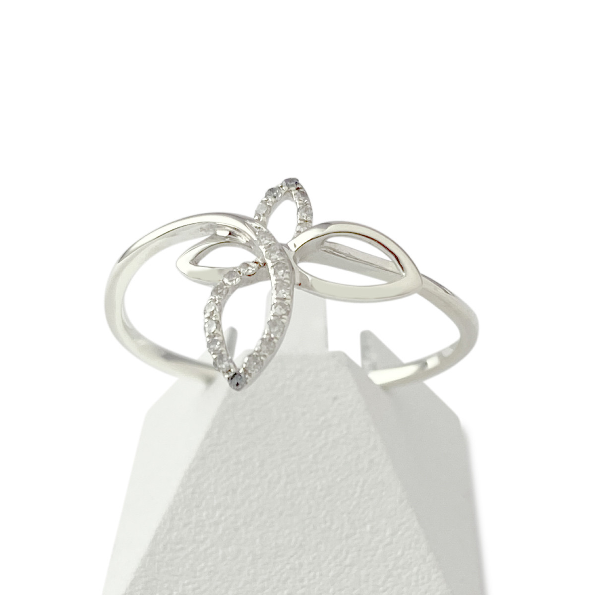 Bague d'occasion or 375 blanc diamants