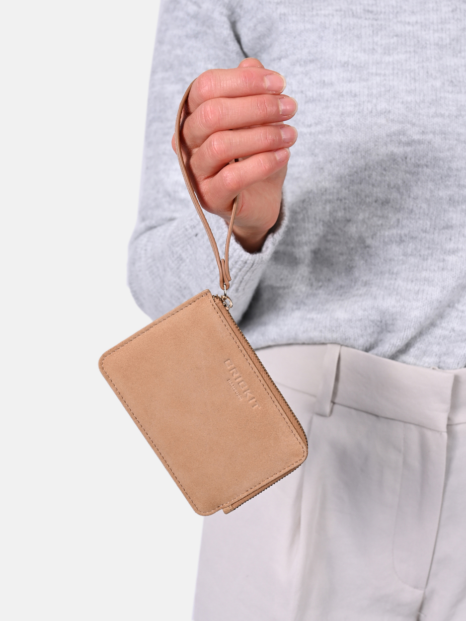 Kleinledertasche FINJA