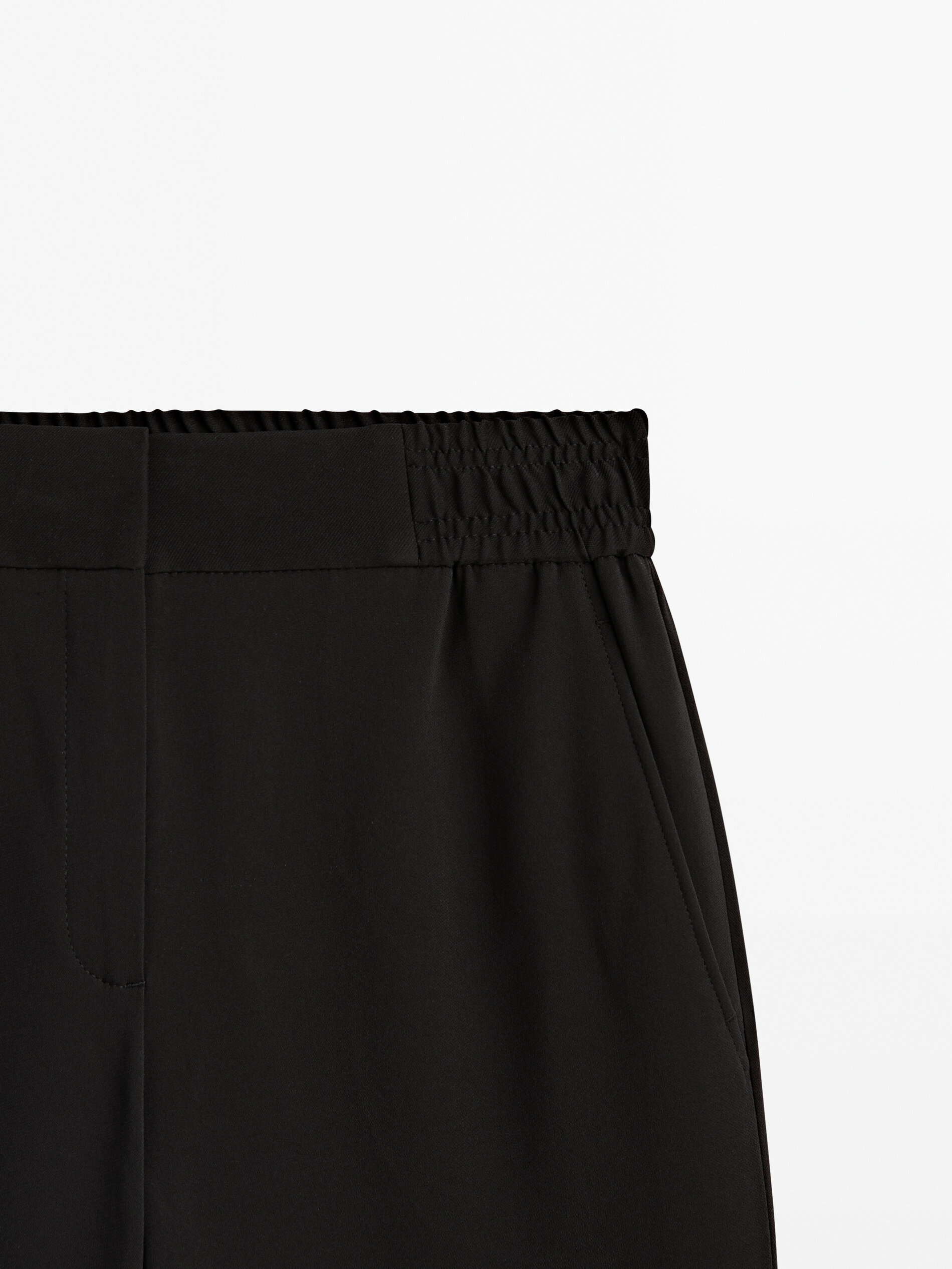 Calça crepe reta - NEGRO