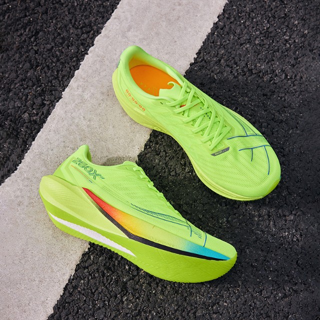 Xtep 260X New Fluorescent Green