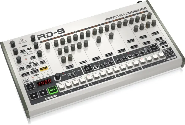 Behringer RD-9, LED