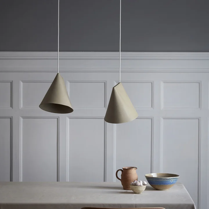 Moebe - Ceramic Pendelleuchte, Narrow, hellgrau