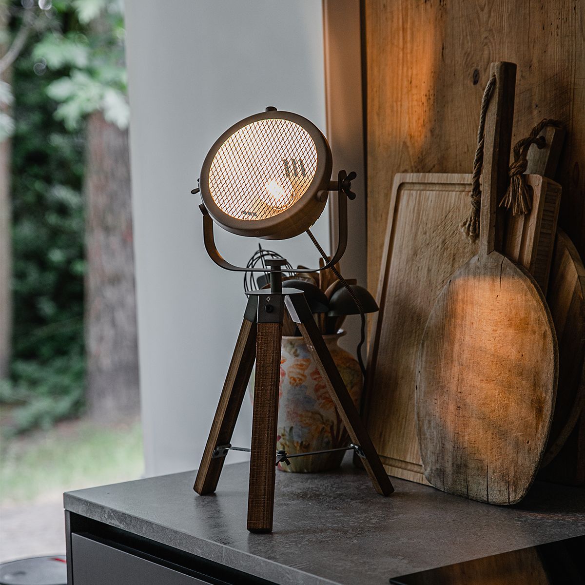 Industriële tafellamp tripod staal met hout kantelbaar - Emado