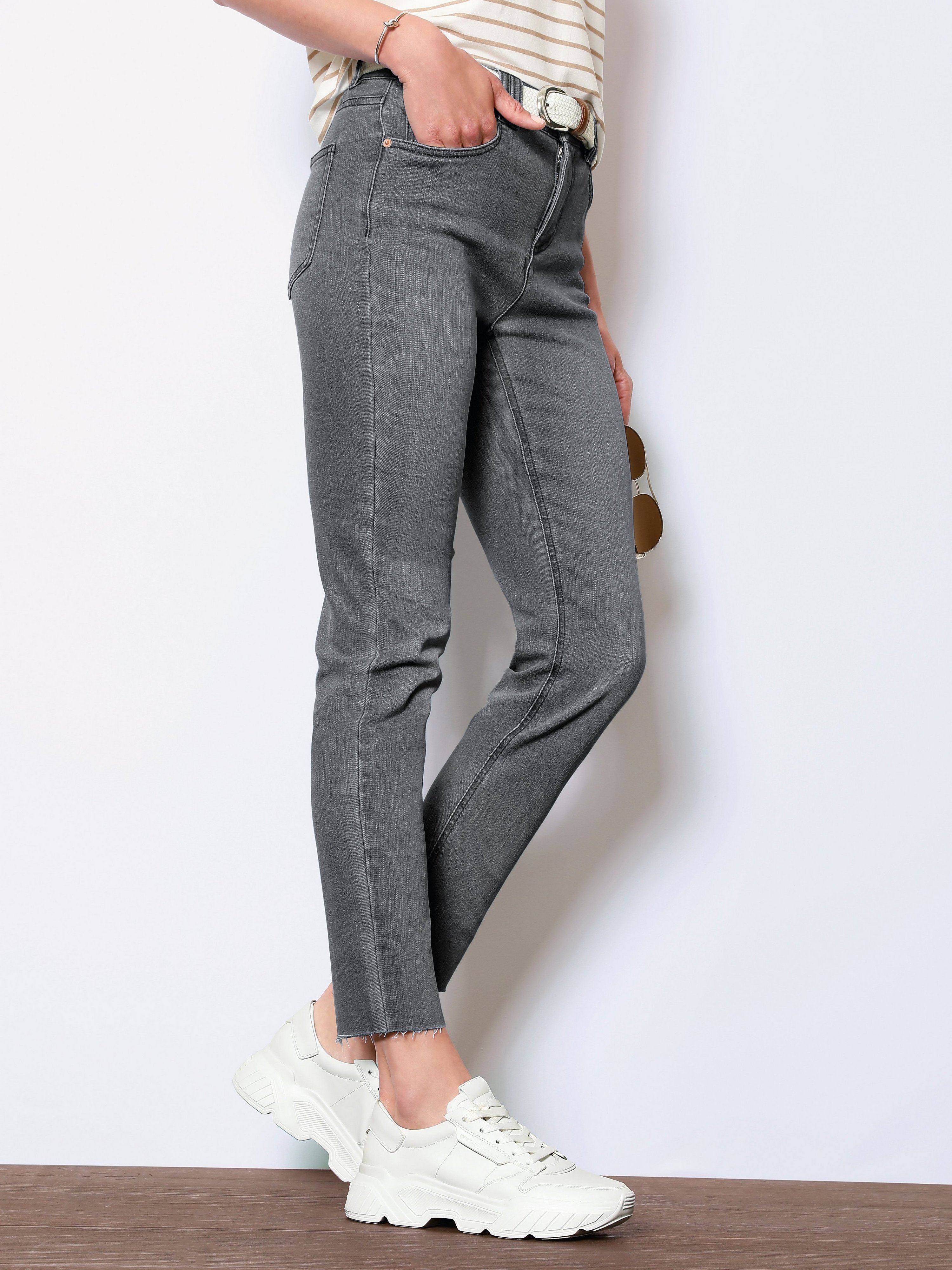 Knöchellange Slim-Fit-Jeans