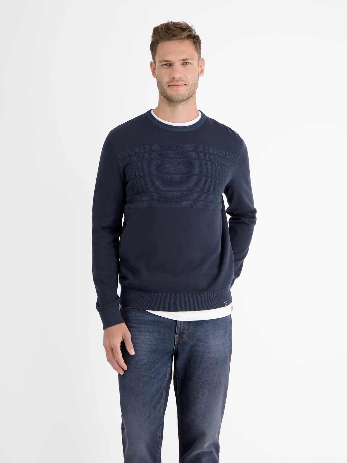 Strickpullover tonal gestreift