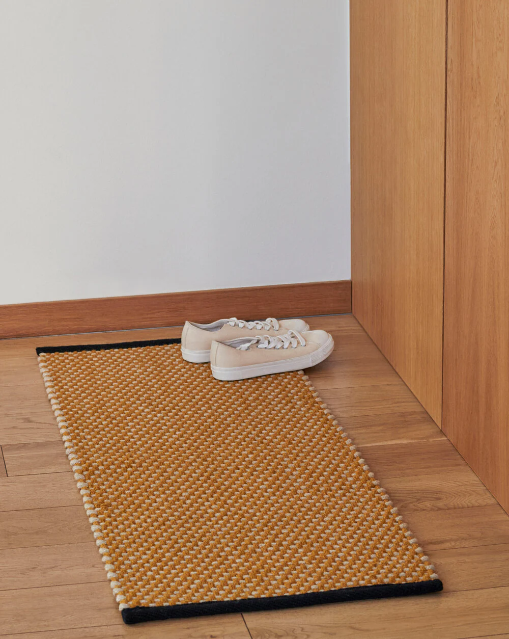 HAY  Long måtte, Ochre - 50x125 cm.