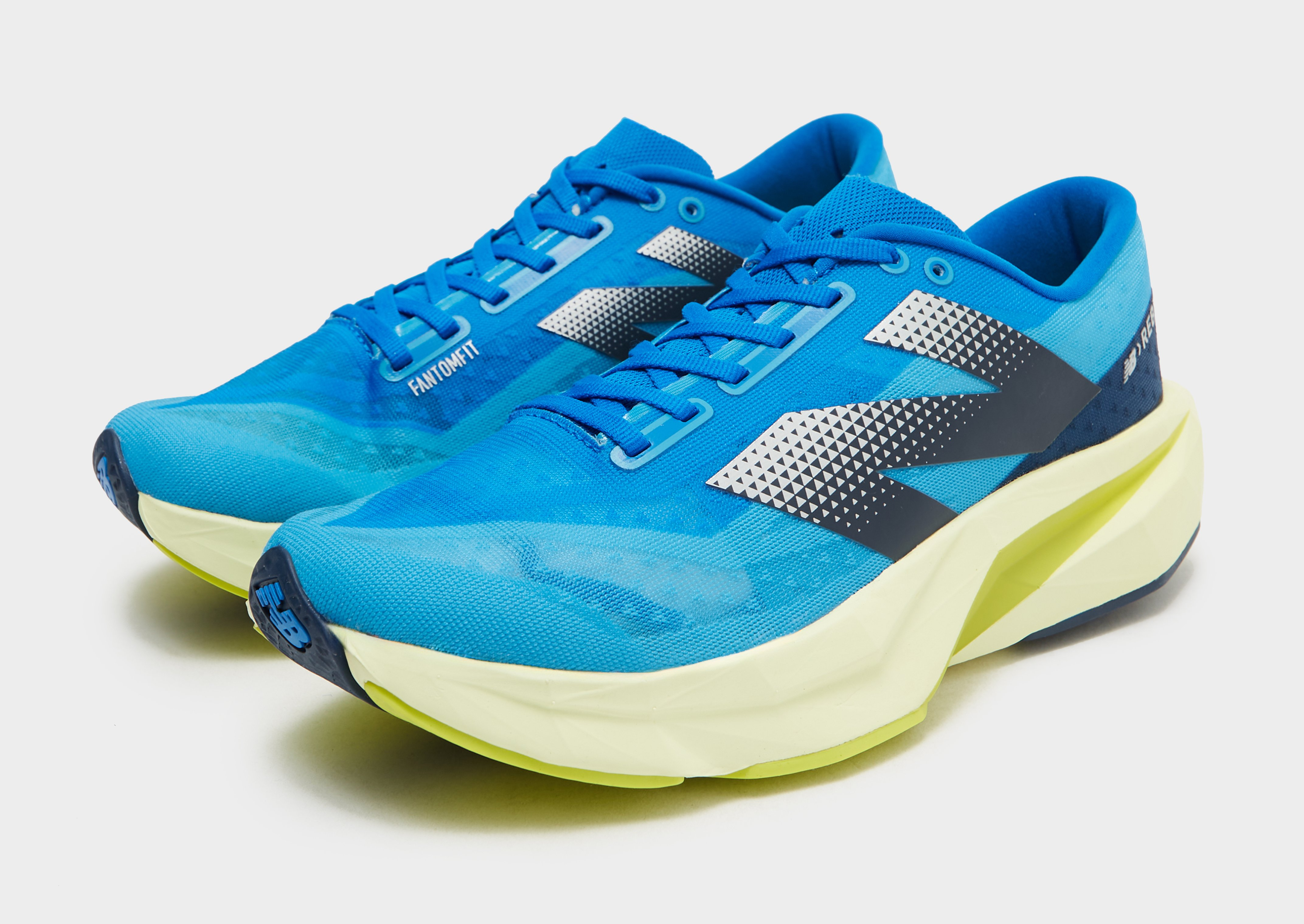 New Balance FuelCell Rebel v4 Homme