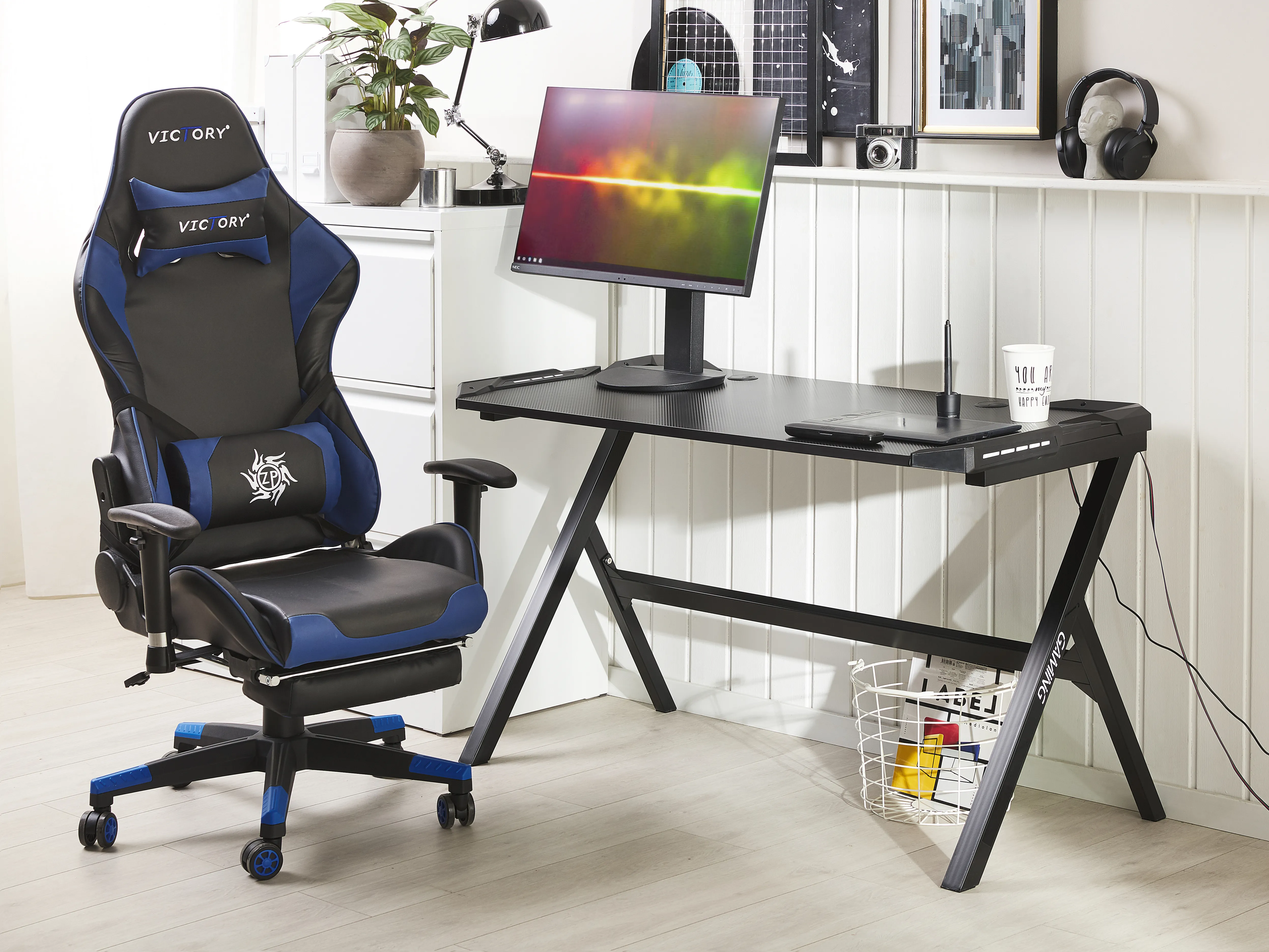 Game bureau DANVERS Zwart 120 cm 60 cm RGB LED