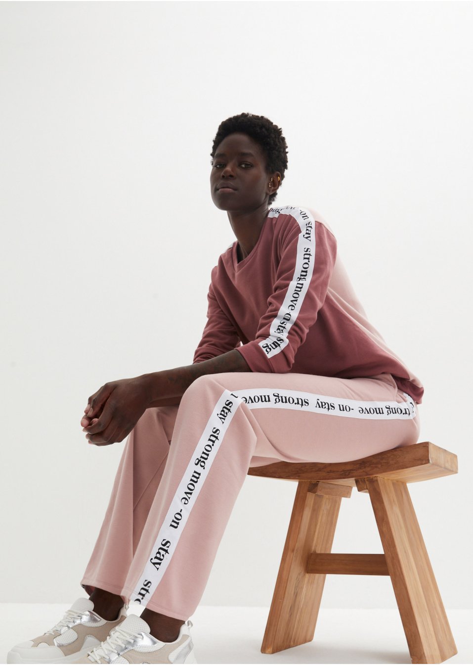 Survêtement avec sweat et pantalon large (Ens. 2 pces.)