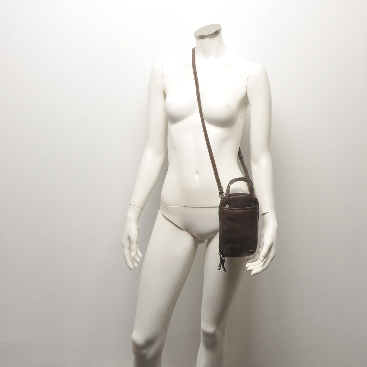 Berba Lucca Phone Bag Chocolate