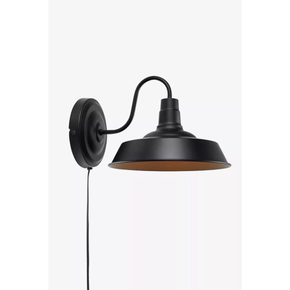 VEGGLAMPE MARKSLÖJD GRIMSBY 1 SVART