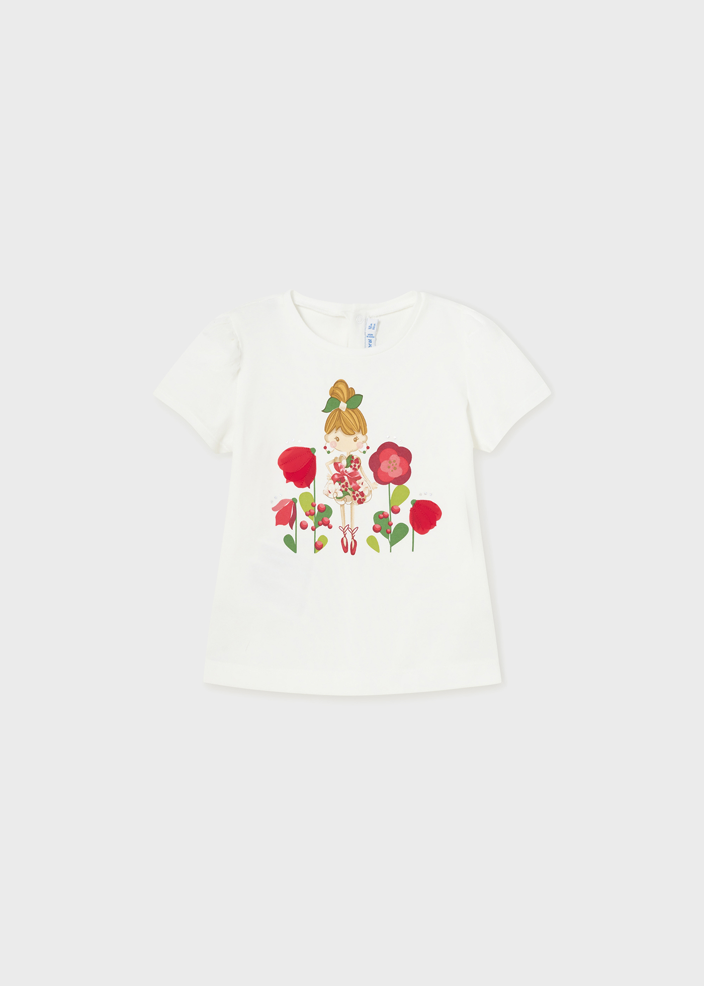 Camiseta infantil com estampa feita em algodão sustentável.
