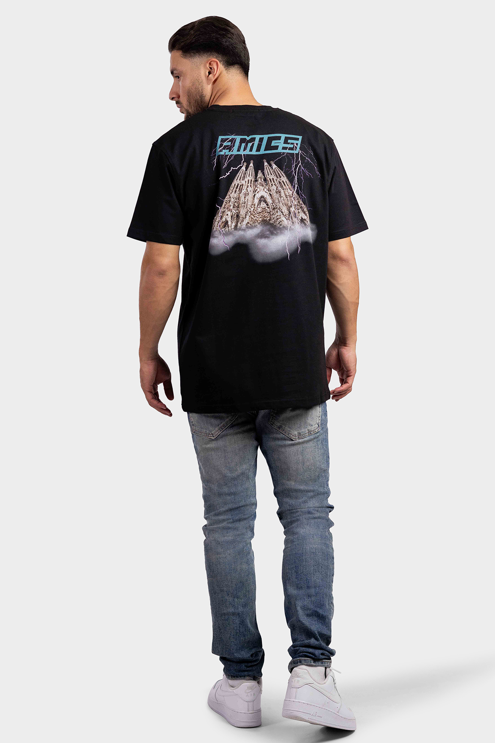 AMICS Sagrada T-Shirt Zwart