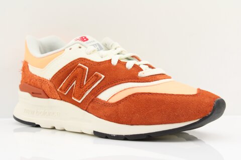 New Balance Sneaker