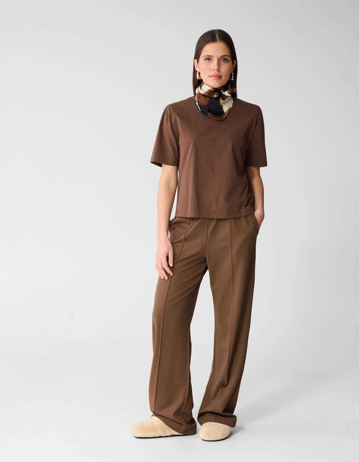 Basis Wide Leg Broek Bruin