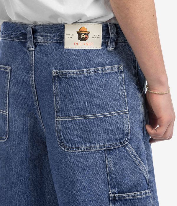 Element x Smokey Bear Carp Shorts (mid used)