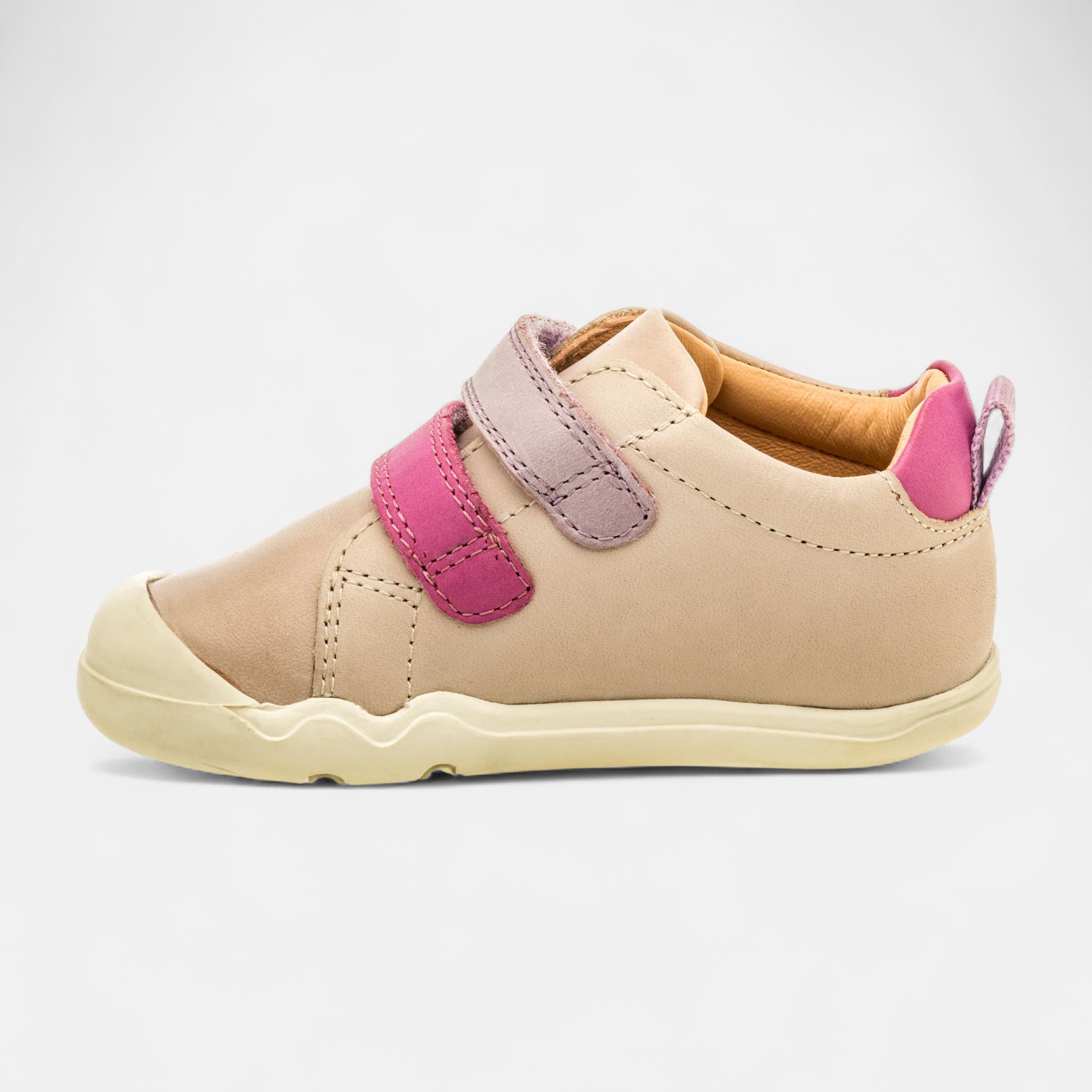 Baskets basses Bébé fille en cuir neutre