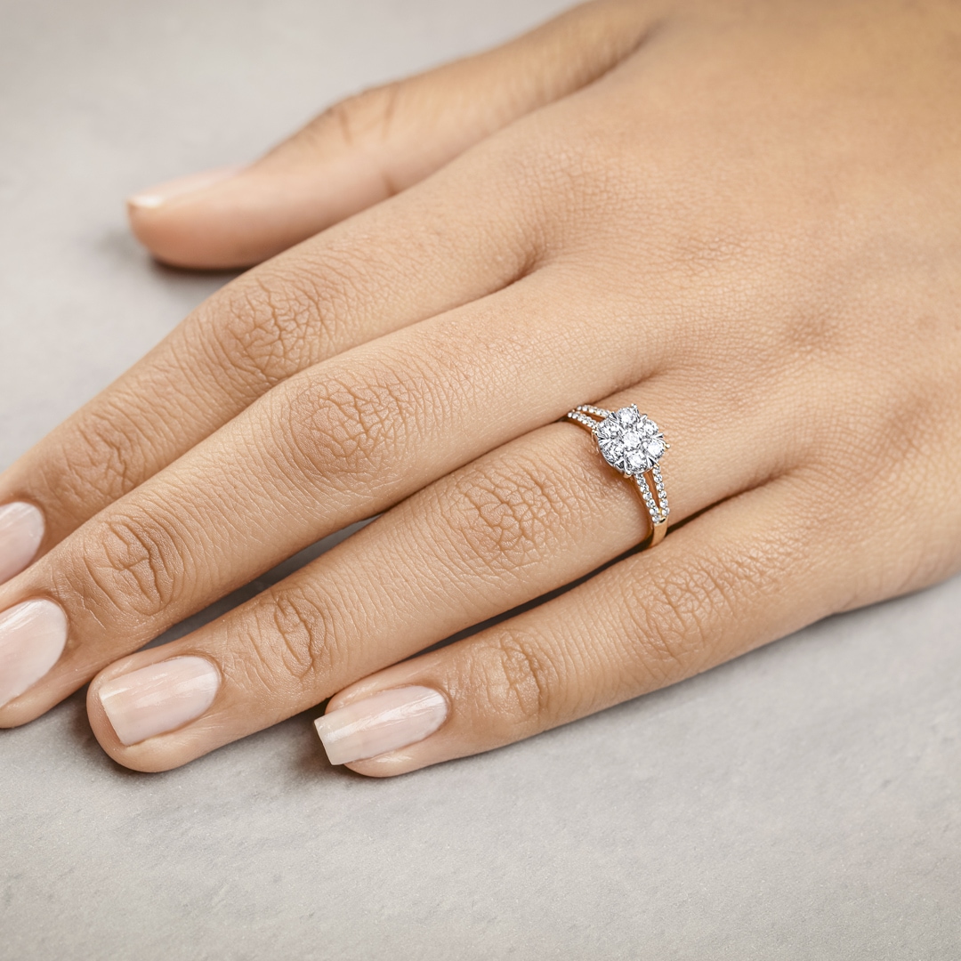 0.74 Karat Diamanten Verlobungsring 750/18 K Gelbgold