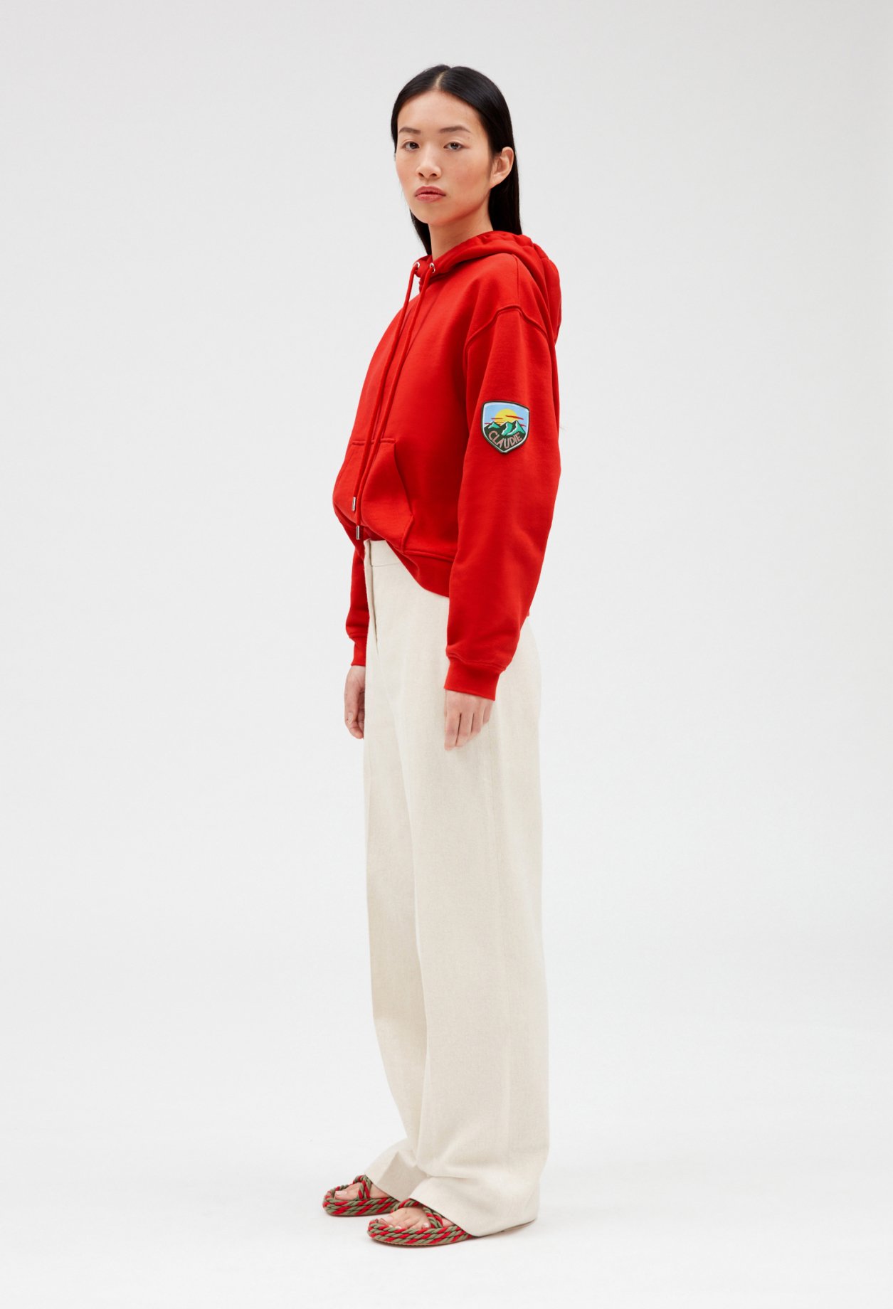 Sweatshirt cropped &agrave; capuche