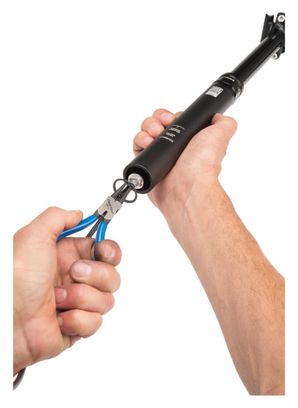 Pince à Circlips 1.7 coudé interne Park Tool RP-5