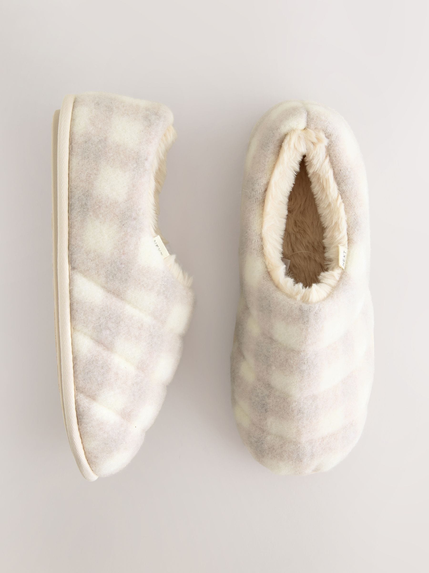 Neutraal geruit - Quilted Faux Fur Shoot Slippers