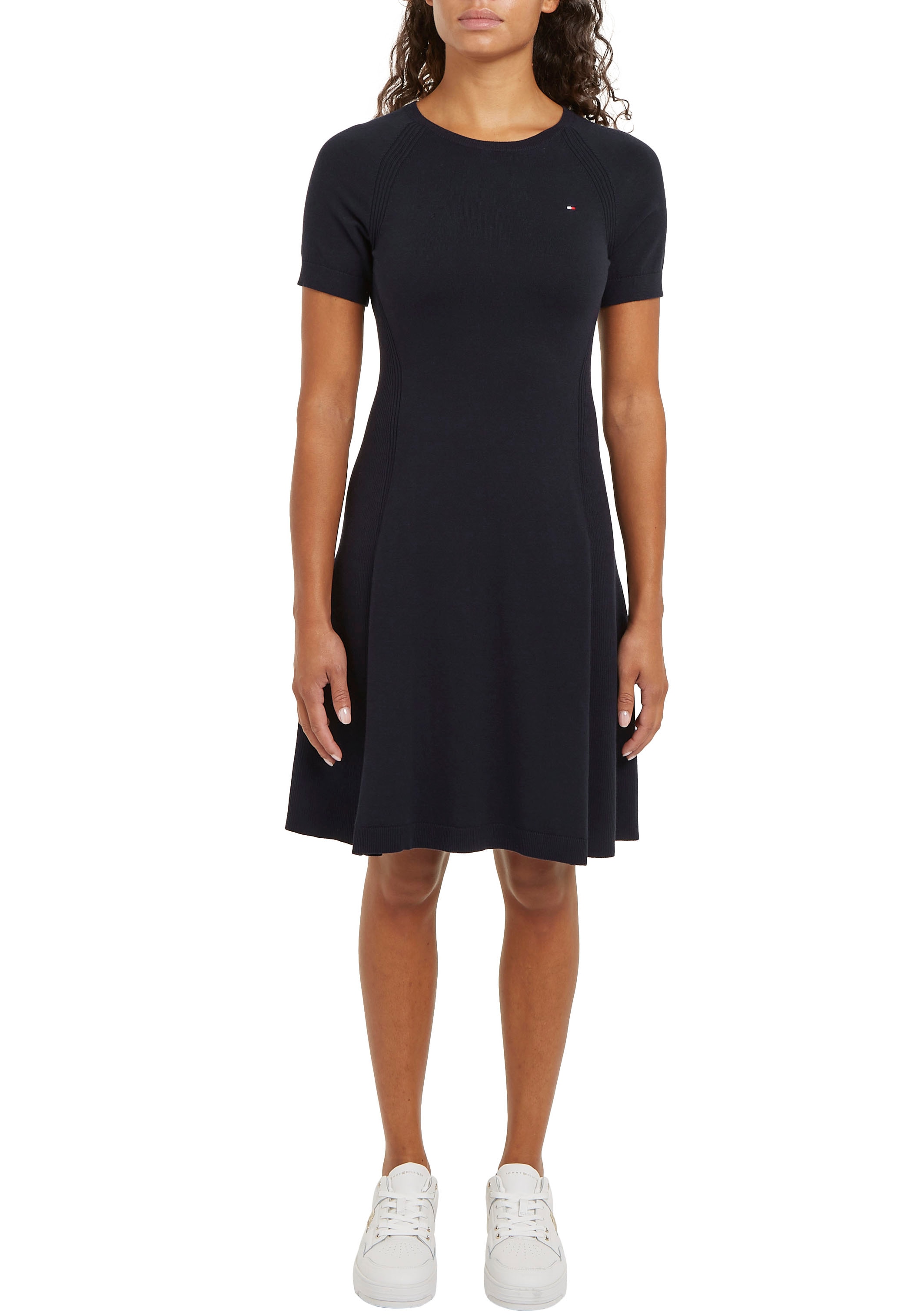 Tommy Hilfiger Jerseykleid »CO JERSEY STITCH F&F DRESS« mit Logostickerei auf der Brust