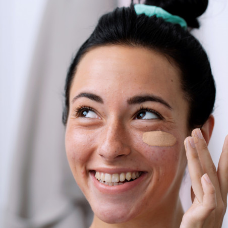 LABORATOIRE SVR Sebiaclear Crème active teintée