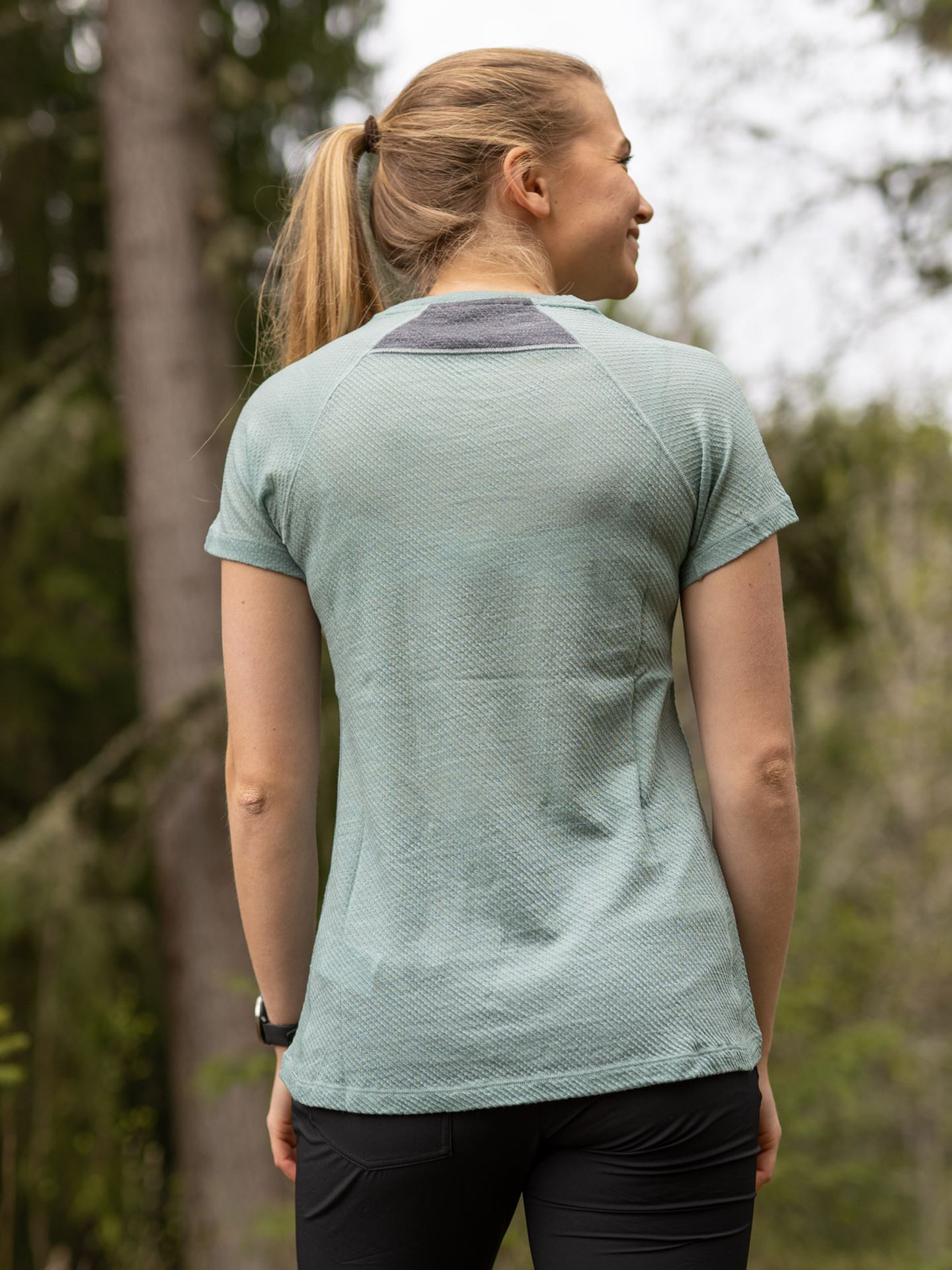Fløyen Wool Tee