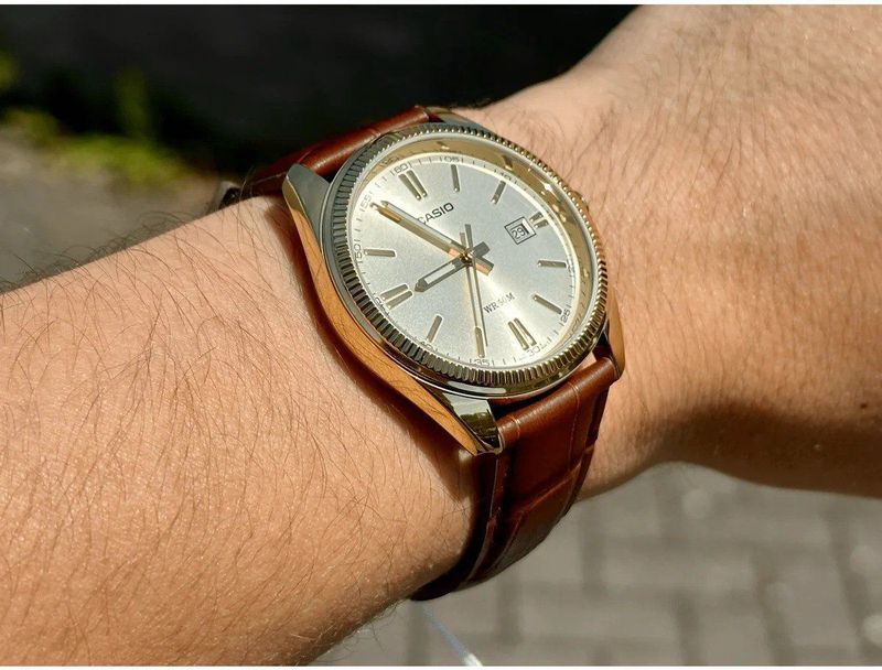 Casio - MTP-1302PGL-9AVEF - Horloge - Goudkleurig - Analoge Wijzerplaat