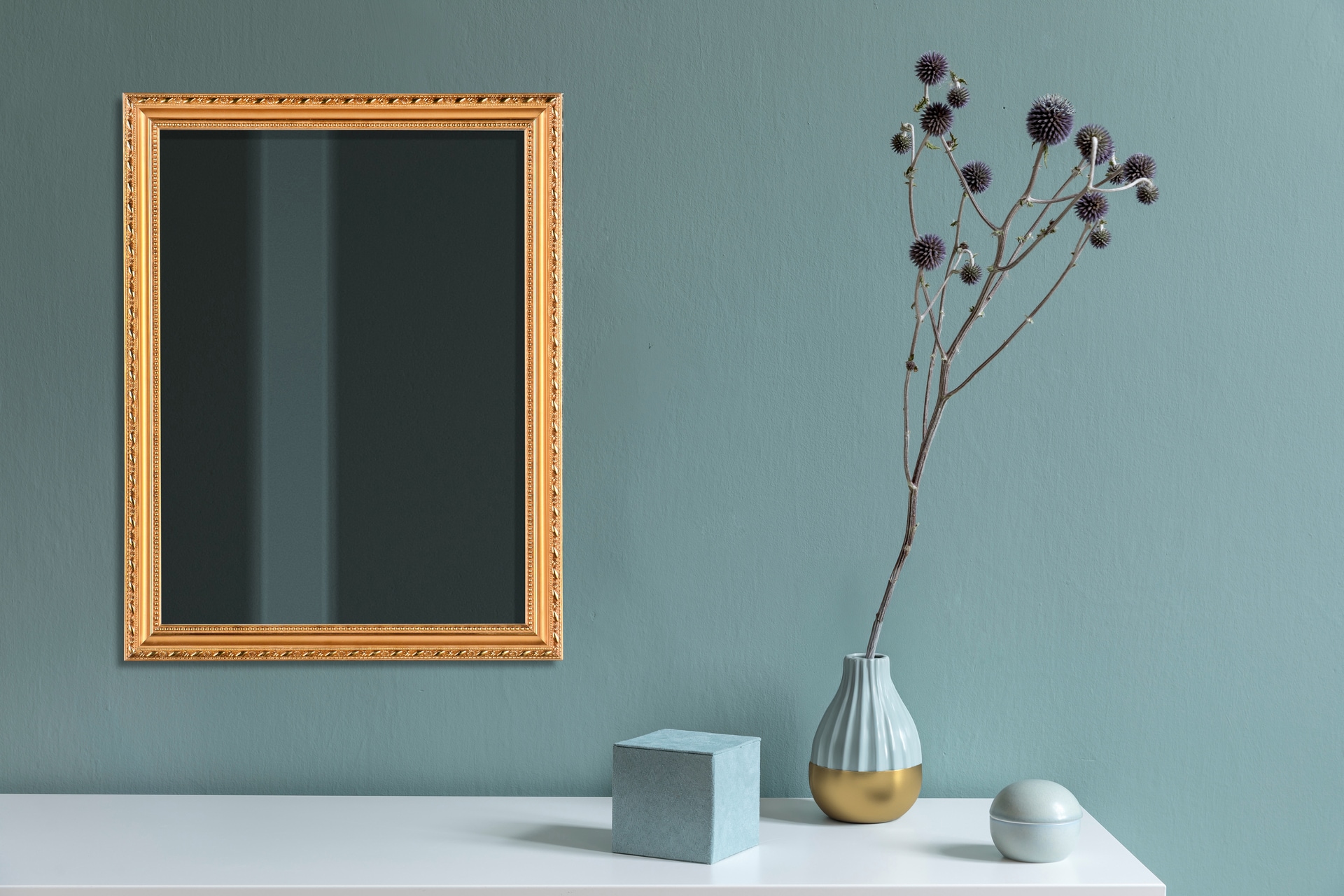 Wandspiegel LOLA 34 x 45 cm goldfarbig