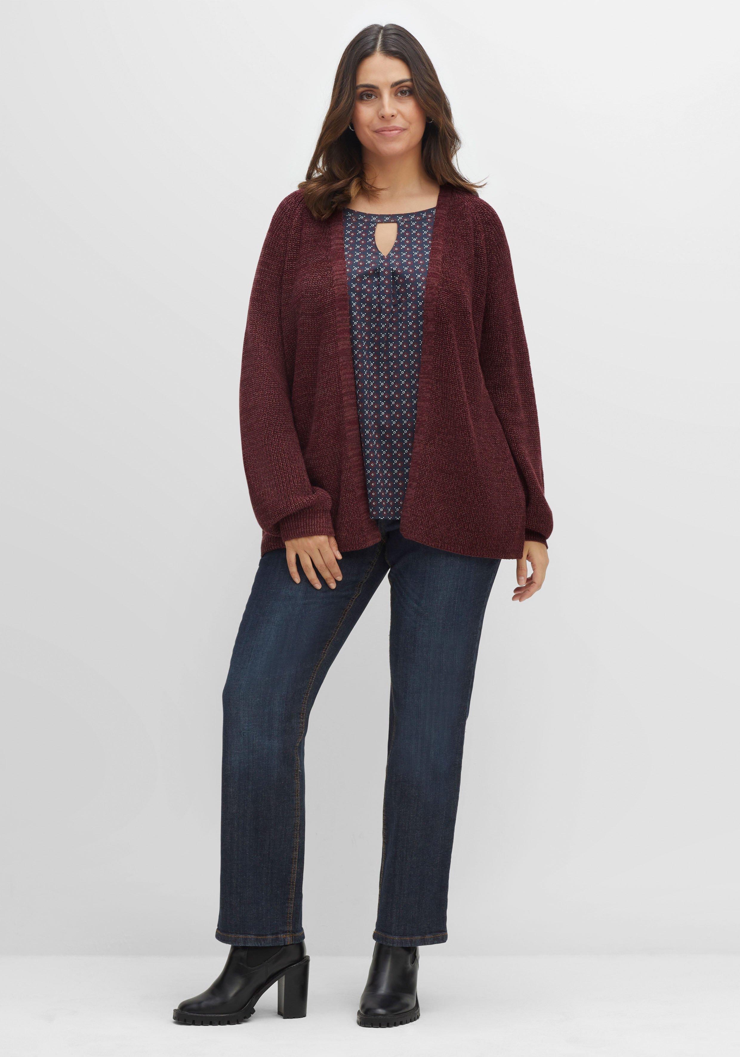 Strickjacke in leichter A-Linie und offener Form
