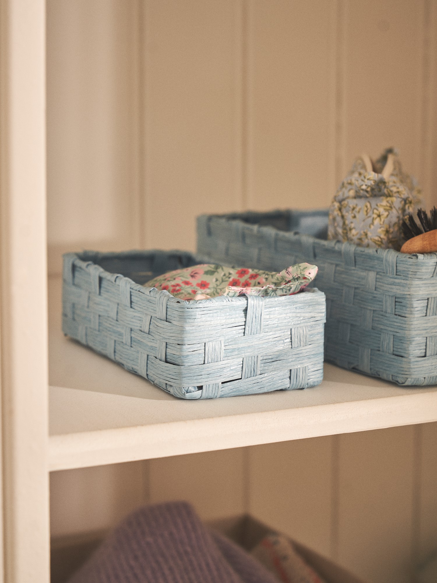 Kurv | Papir/jern. 25 x 15 x 7,5 cm. | Misty Blue