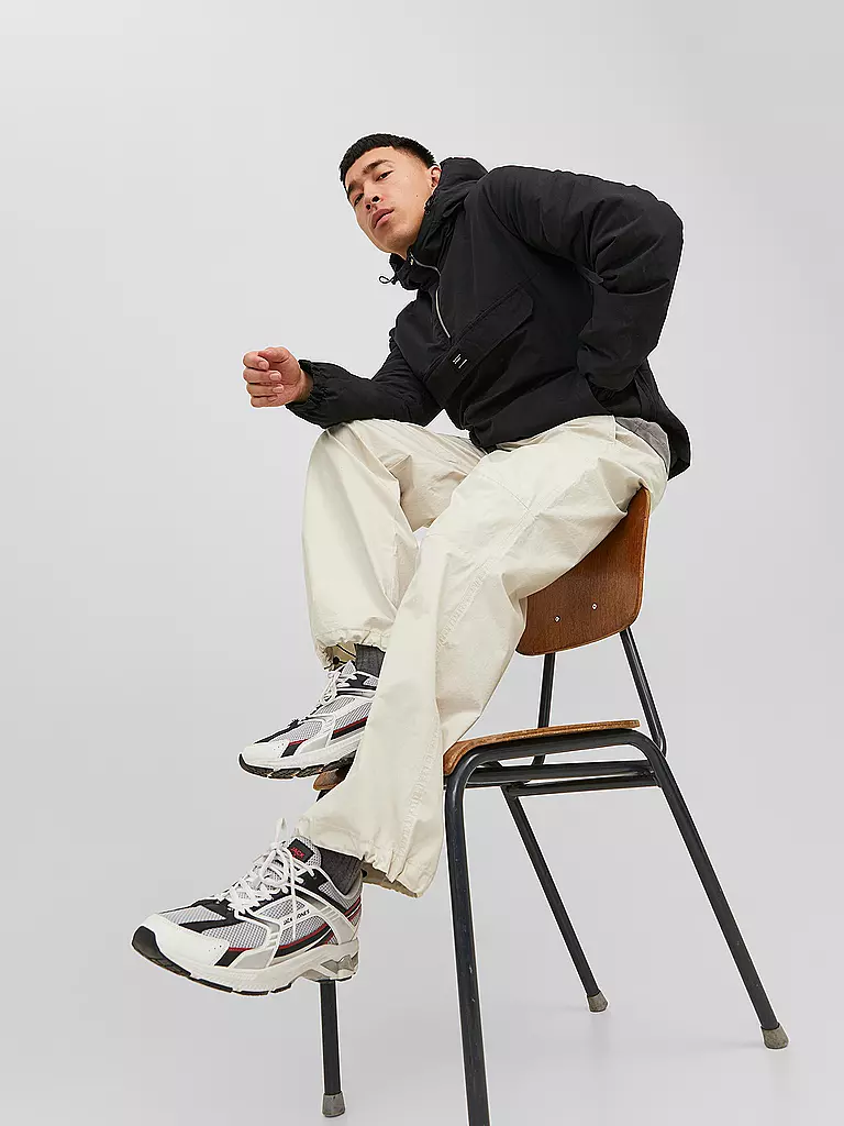 JACK & JONES Jogginghose JPSTPARACHUTE JJPANT beige