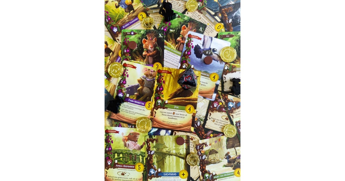 White Goblin GamesEverdell: Glimmergold Bordspel  (Nederlands, Uitbreiding, 1 - 4 spelers, 40 minuten, Vanaf 12 jaar)