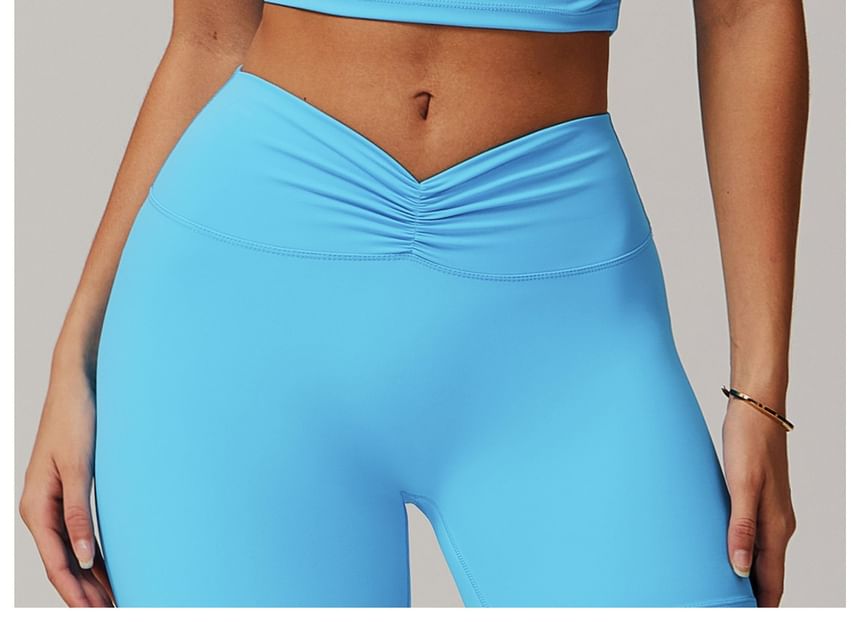 Skinniano - Sporttop met vierkante hals en effen crop top