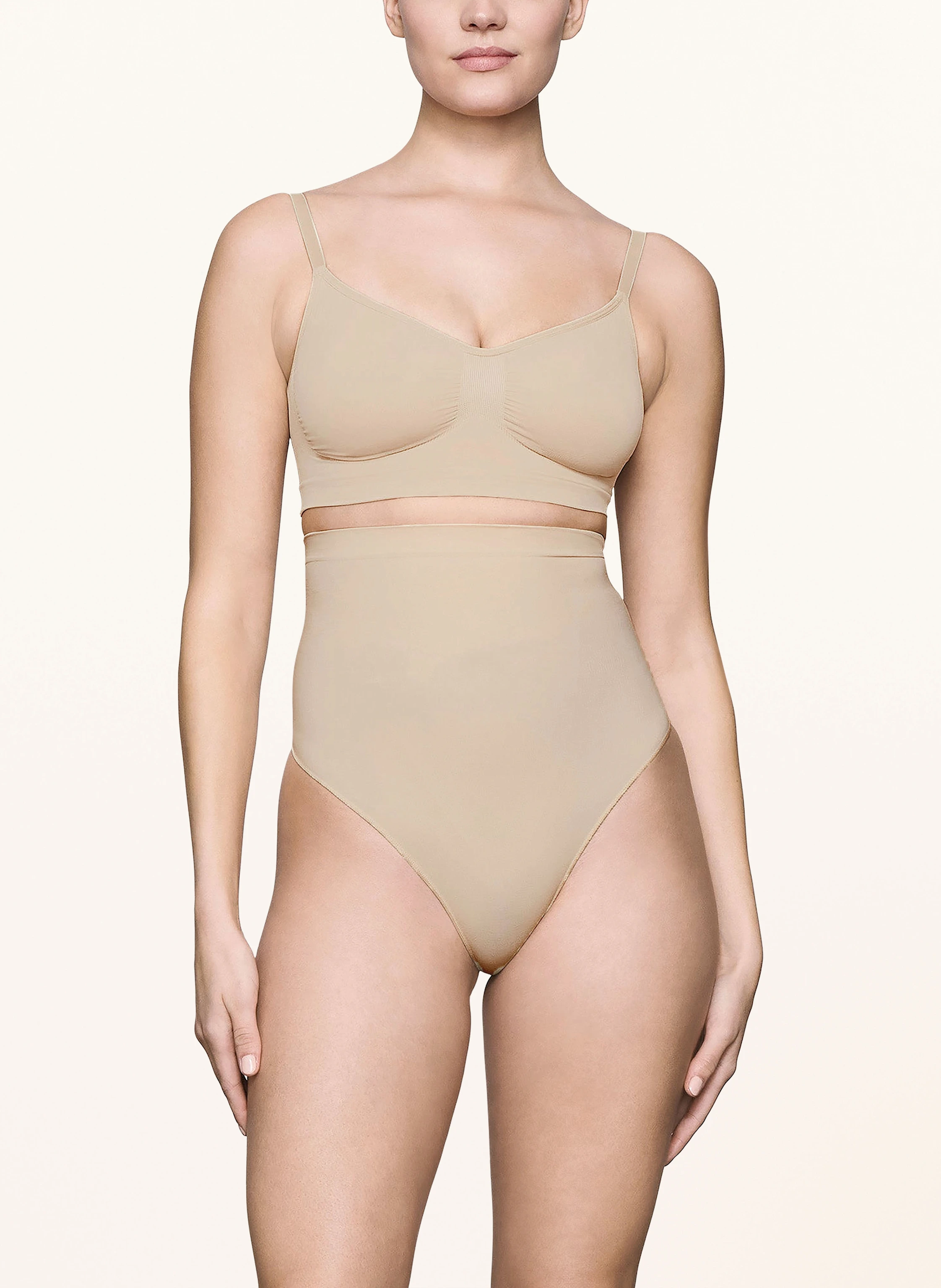 SKIMS Shape-String SEAMLESS SCULPT