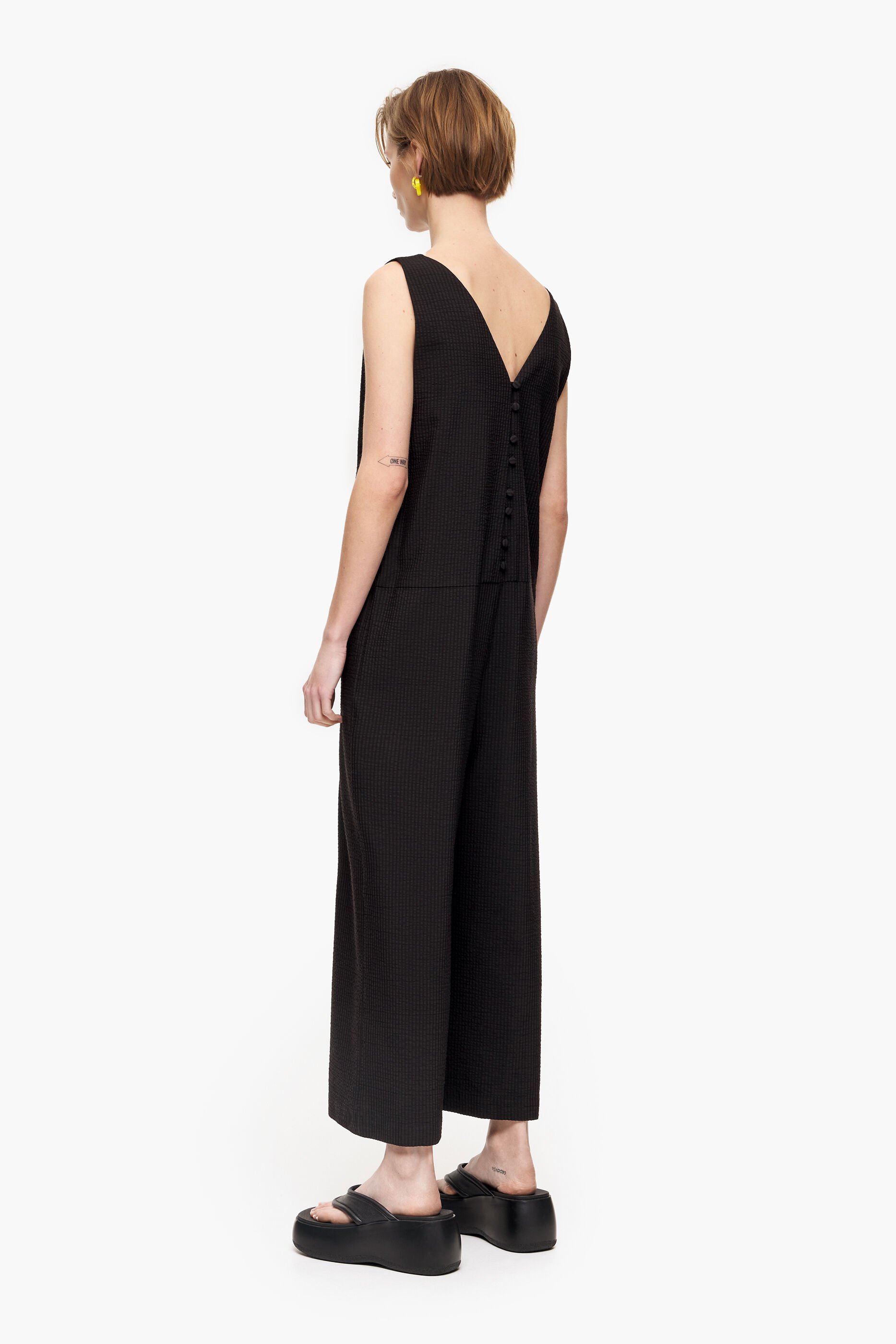 macacão maxi preto
